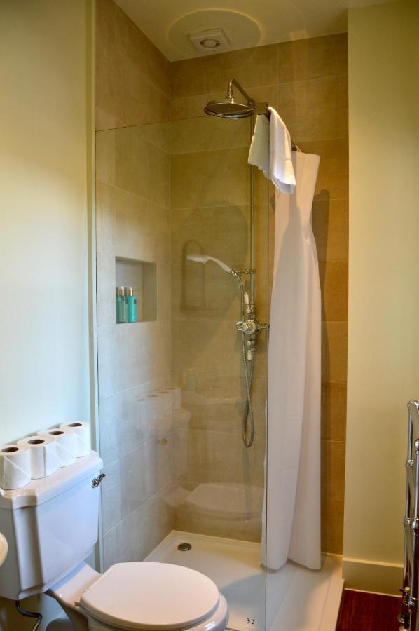 The Nest Hotel & Restaurant Petersfield Extérieur photo