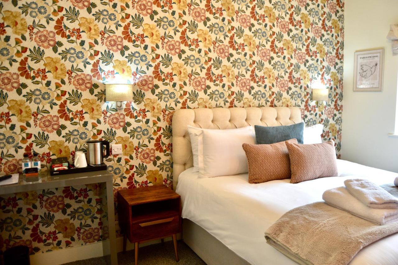 The Nest Hotel & Restaurant Petersfield Extérieur photo
